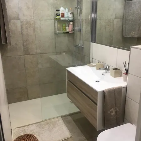 2pc Design In Posizione Ottima Menton